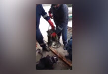 CANALIZAREA NU ESTE GHENĂ DE GUNOI! Electropompa de pe strada Nucului a cedat