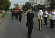 ANDREEA – FEMEIA CARE DĂ ONORUL ÎNTR O LUME BLEU JANDARM