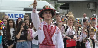 CĂLUȘARII LA POARTA ISJ