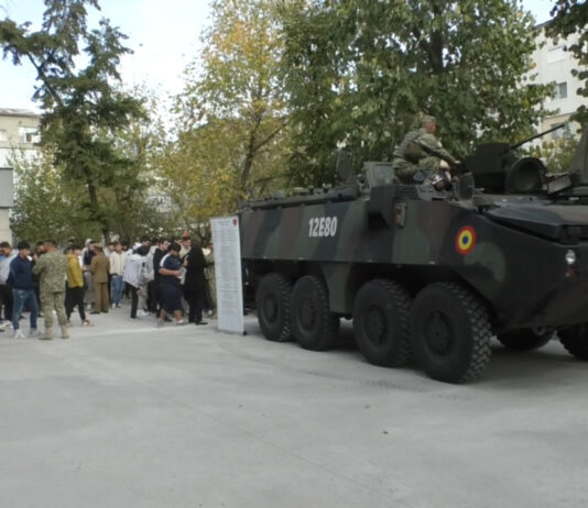 AU VENIT CU TANCUL LA ȘCOALĂ