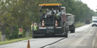 ASFALT NOU ÎNTRE CARACAL ȘI CORABIA