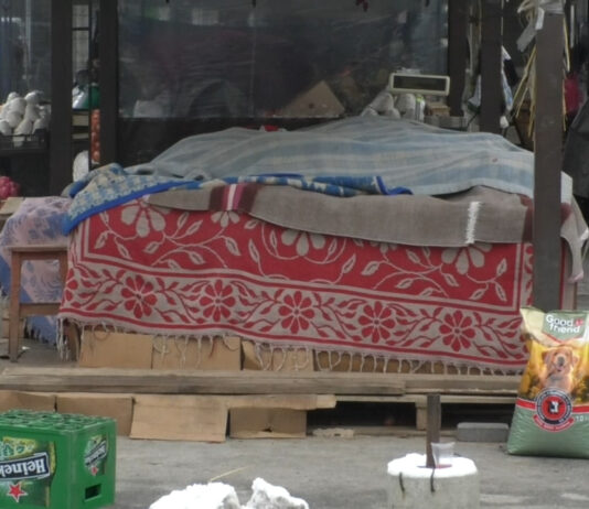 GERUL I-A ALUNGAT PE CLIENȚII DIN PIEȚE