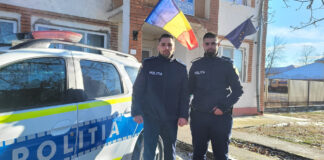 DOI POLIȚIȘTI DIN CADRUL SECȚIEI DE POLIȚIE BOBICEȘTI AU SALVAT O FEMEIE DINTR-UN INCENDIU