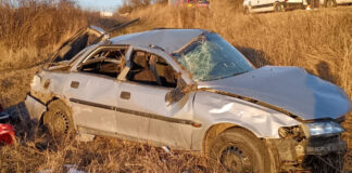 S-A RĂSTURNAT CU MAŞINA, BILANŢUL UN MORT ŞI 3 RĂNIŢI