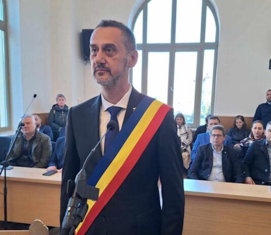 NOUL PRIMAR AL MUNICIPIULUI SLATINA, INVESTIT ÎN FUNCŢIE