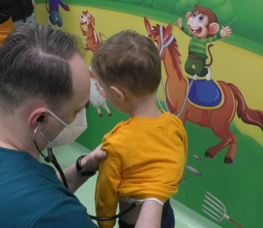 „LA COADĂ” LA PEDIATRU