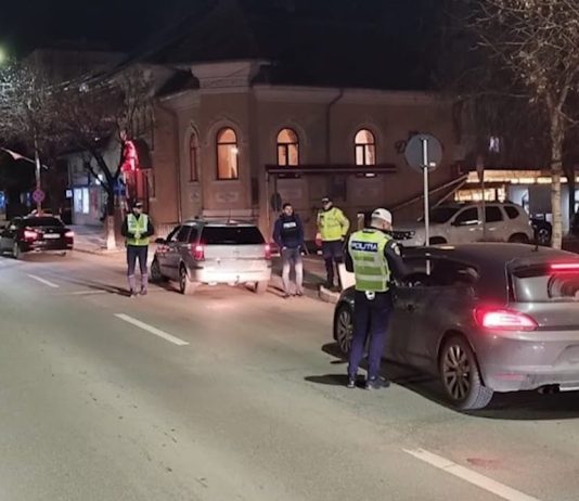 AMENZI ÎN VALOARE DE 130 000 LEI, APLICATE DE POLIŢIŞTI ÎN WEEKEND