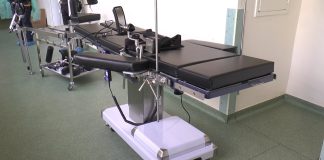 SUTE DE PACIENȚI AU BENEFICIAT DE ENDOPROTEZE DECONTATE DE CAS