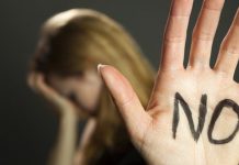 MAI PUȚINE FAPTE DE VIOLENȚĂ DOMESTICĂ SESIZATE ȘI MAI PUȚINI AGRESORI