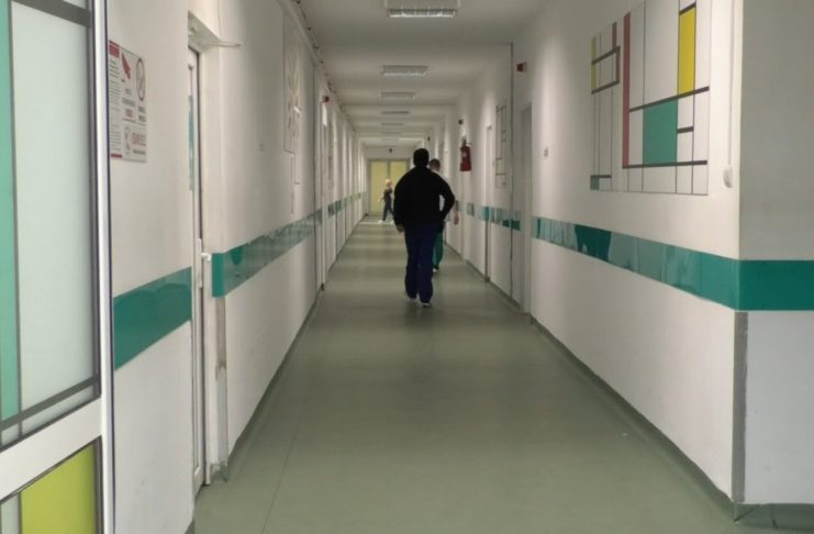 MEDICII VOR PUTEA REFUZA SĂ TRATEZE PACIENȚI AGRESIVI