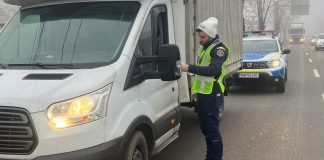 400 SANCȚIUNI APLICATE DE POLIȚIȘTI ÎN WEEKEND