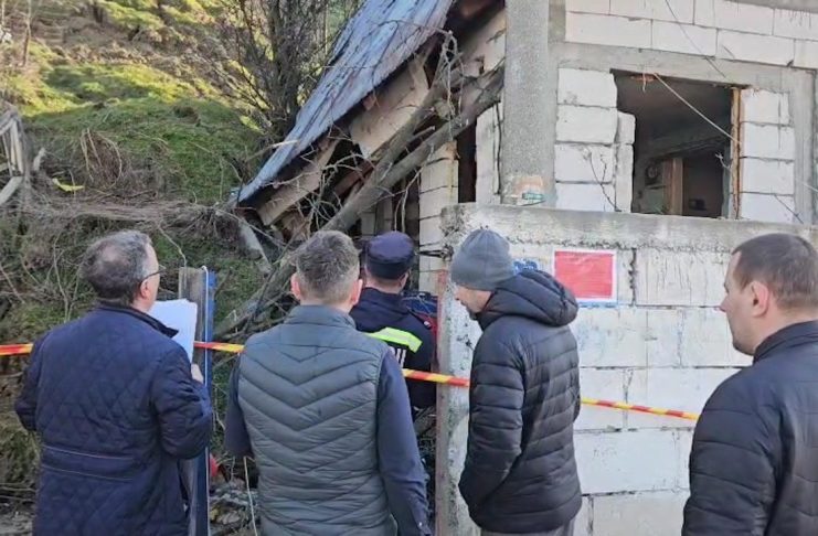 O COMISIE S-A DEPLASAT PE STRADA GRĂDIȘTE PENTRU CONSTATAREA PAGUBELOR