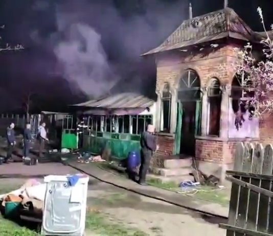 INCENDIU PUTERNIC LA O LOCUINȚĂ DIN BREBENI