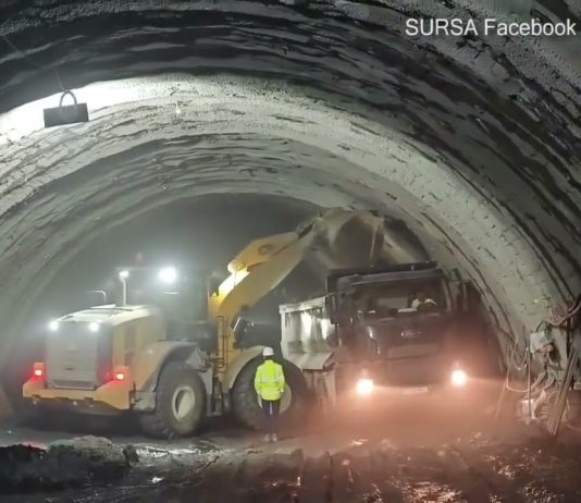 Prima galerie a tunelului Robești aproape de străpungere!