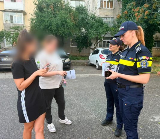 POLIȚIȘTII BIROULUI SIGURANȚĂ ȘCOLARĂ PREZENȚI ÎN PROXIMITATEA UNITĂȚILOR DE ÎNVĂȚĂMÂNT