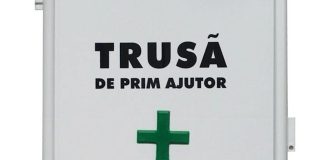 PLECAȚI ÎN CONCEDIU CU CEI MICI? NU UITAȚI TRUSA DE PRIM AJUTOR!