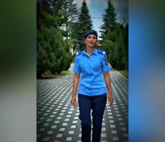 DE PE BĂNCILE ȘCOLII, ÎN SLUJBA COMUNITĂȚII