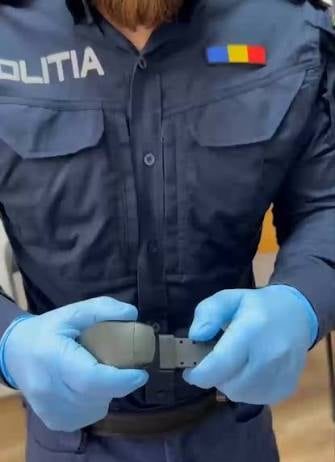 BĂRBAT AFLAT SUB MĂSURA ARESTULUI LA DOMICILIU, PENTRU ÎNCĂLCAREA ORDINULUI DE PROTECȚIE ȘI AMENINȚARE
