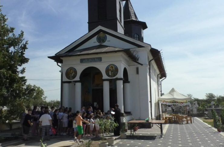 AU VENIT PENTRU O TABĂRĂ. AU PLECAT CU O POVESTE ÎN SUFLET