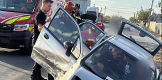 IMPACT ÎNTRE DOUĂ MAȘINI, LA CURTIȘOARA