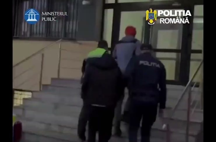 PATRU TINERI REȚINUȚI PENTRU LOVIRE SAU ALTE VIOLENȚE ȘI TULBURAREA ORDINII ȘI LINIȘTII PUBLICE